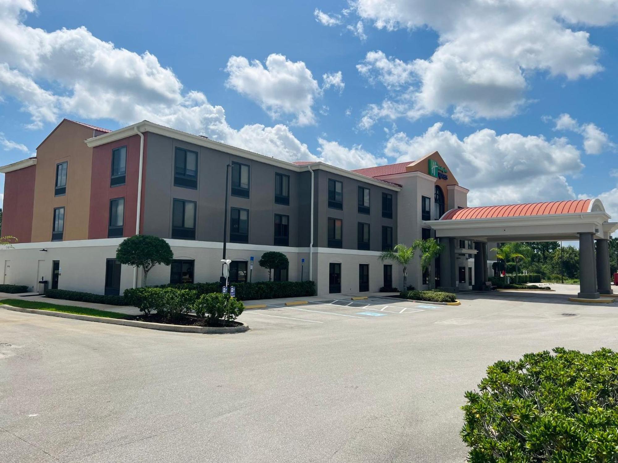Holiday Inn Express & Suites Sebring By Ihg Eksteriør bilde