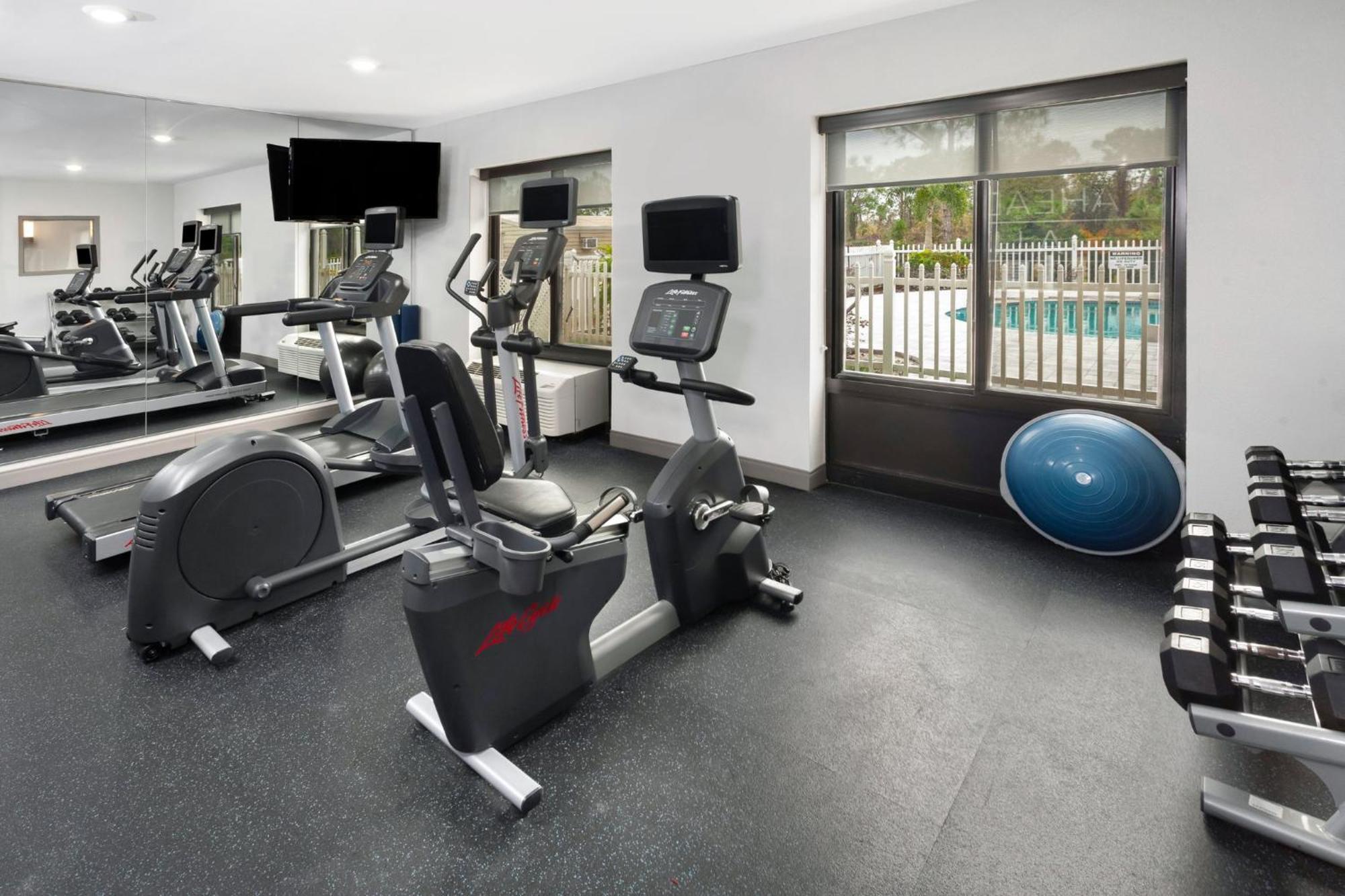 Holiday Inn Express & Suites Sebring By Ihg Eksteriør bilde